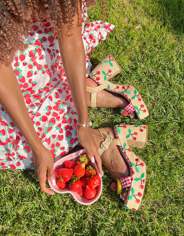 CHEYNE NATURAL MULTI | Betsey Johnson