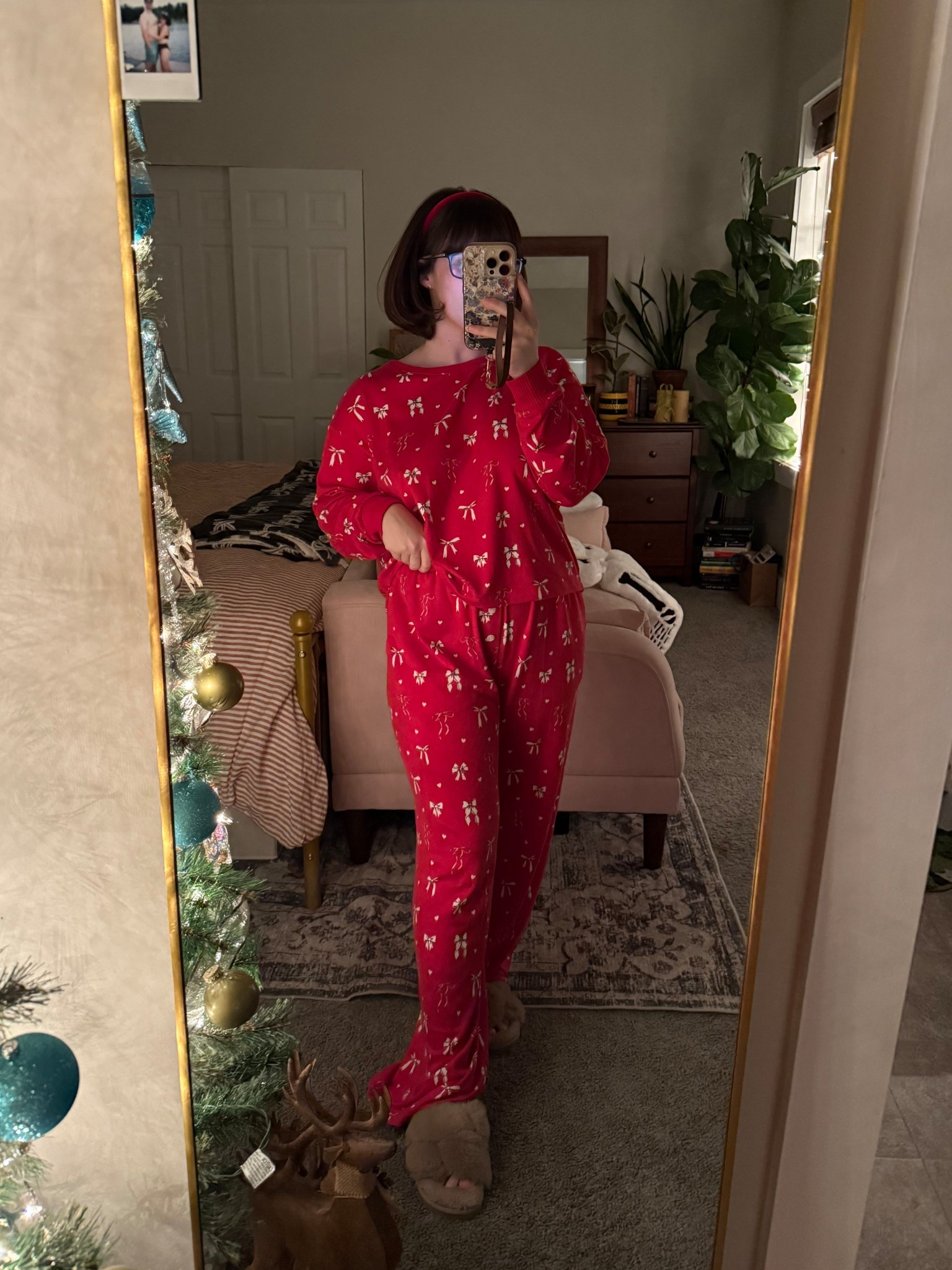 Obsessed with this pajama set. Wearing a small. Could have sized down  

#LTKPetite #LTKHoliday #LTKootd