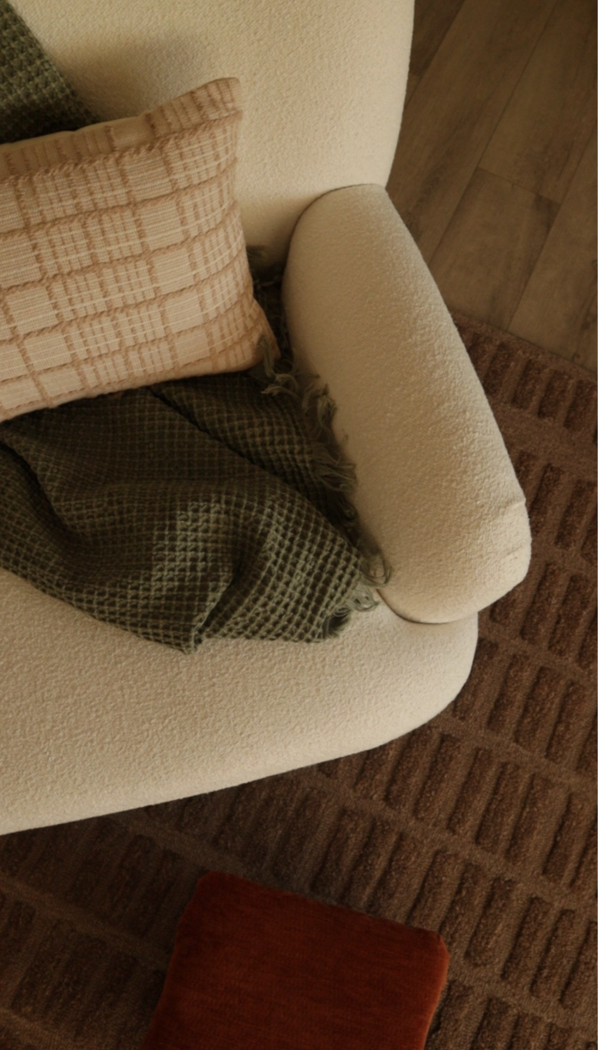 Still can’t get over how high end this chair looks and feels! 

#LTKhome