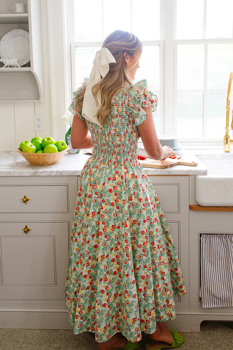 Hattie Dress in Strawberry | Ivy City Co