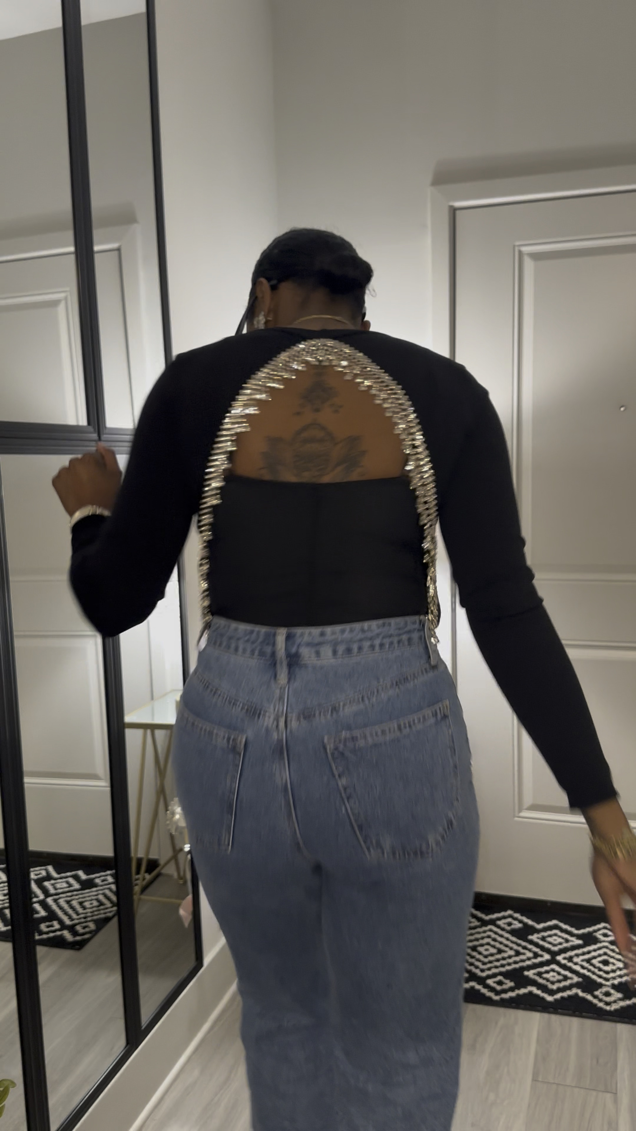 Bedazzle Back Top 😍

#LTKStyleTip #LTKFindsUnder50 #LTKSaleAlert