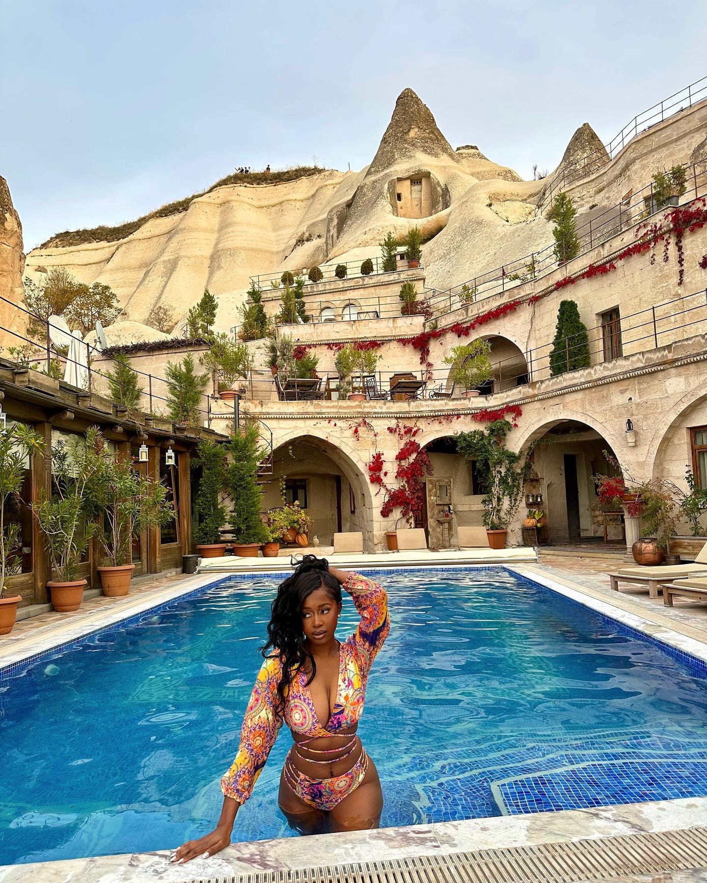 SHEIN Swim BohoFeel All Over Print Wrap Bikini Swimsuit. The SHEIN Swim BohoFeel All Over Print Wrap Bikini Swimsuit features a bohemian-inspired design with an all-over print. The wrap-style top and bikini bottom create a stylish and comfortable fit, perfect for a trendy swim look.
Details: US Medium (6)

————
BohoFeel design, SHEIN Swim, All Over Print, Wrap Bikini Swimsuit, Trendy, Bohemian-inspired, Wrap-style top, Bikini bottom, big boob friendly swimsuit 

#LTKswim #LTKtravel #LTKeurope