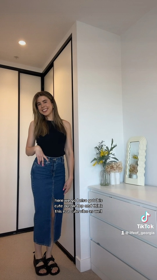 Denim skirts are in!! 

#LTKaustralia