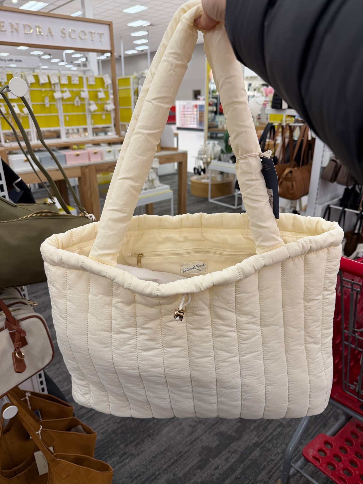 the cutest work tote 🫶🏼

#LTKmomlife #LTKdayinmylife #LTKWorkwear