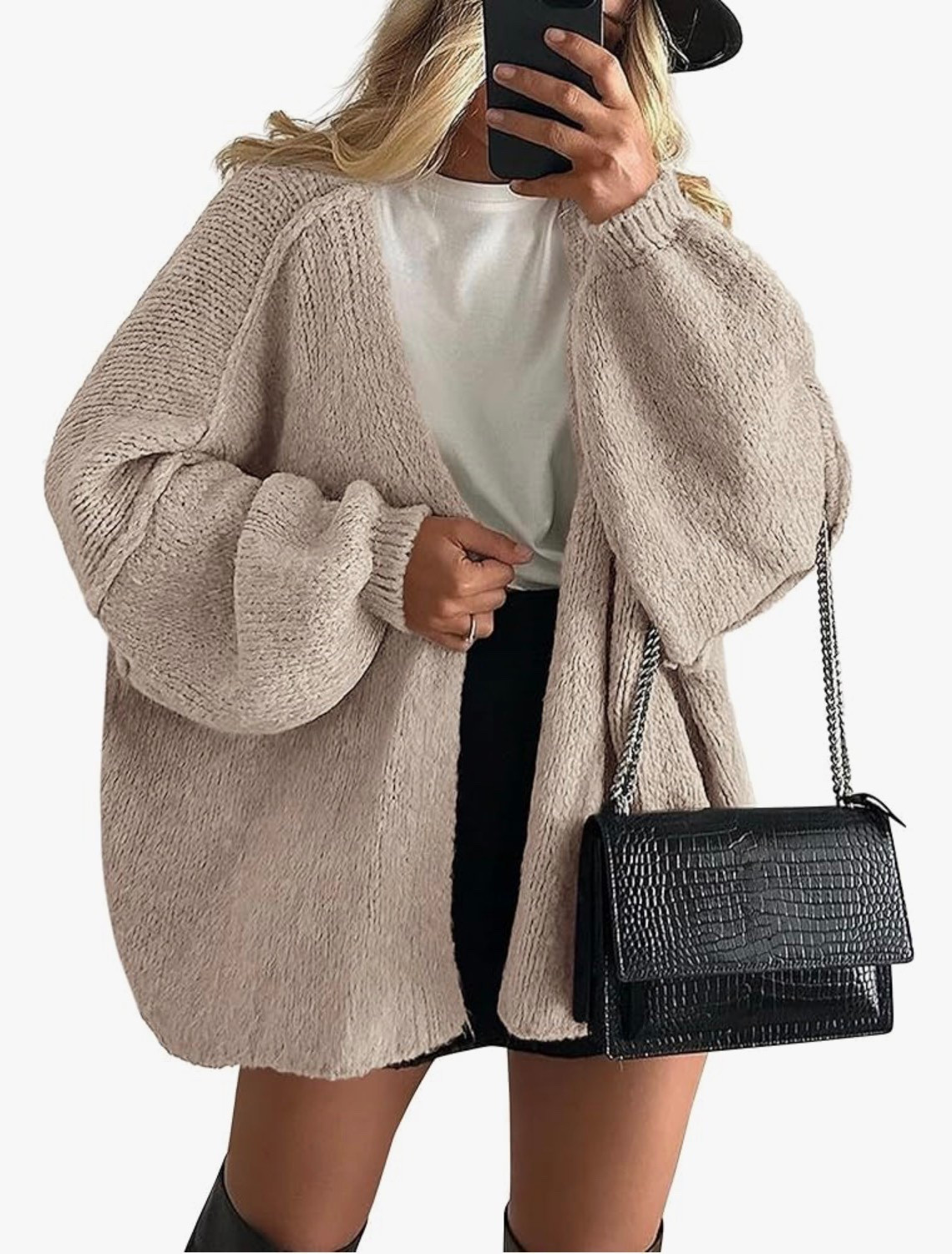 My fave oversized cardigan from Amazon is on sale today! I own it in multiple colours 🩷

#LTKmidsize #LTKstyletip #LTKsale