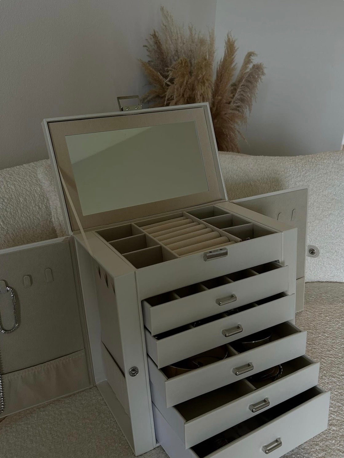 This jewelry organizer is a must 🤍 Keeps everything in one place, easy to see, and makes getting ready so much easier. Clean, simple, and SO worth it.

#LTKgrwm #LTKHome #LTKBeauty