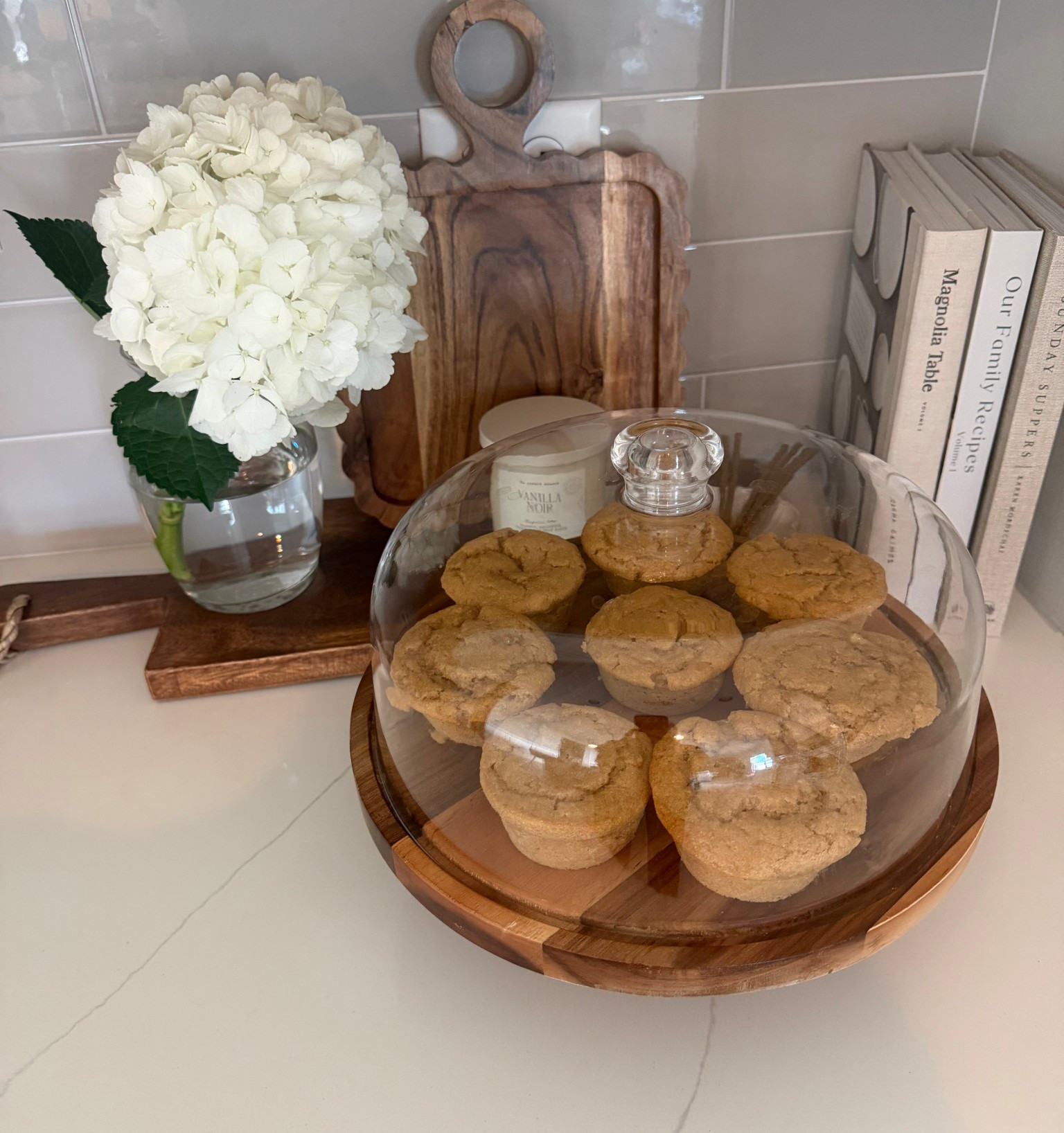 A kitchen counter styling idea that looks effortless with this cake stand from Amazon and some fresh hydrangea. You can create the look too this spring! 

#LTKmorningroutine #LTKSeasonal #LTKHome