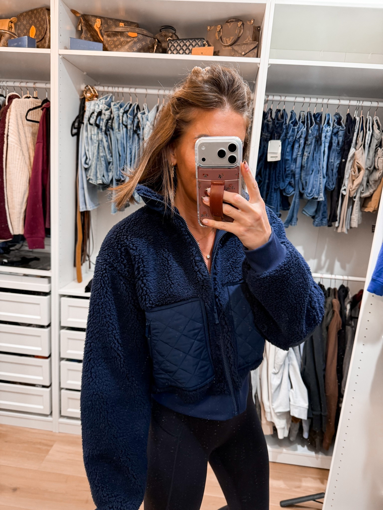 Zip up Sherpa-medium


#LTKTall #LTKSeasonal #LTKStyleTip