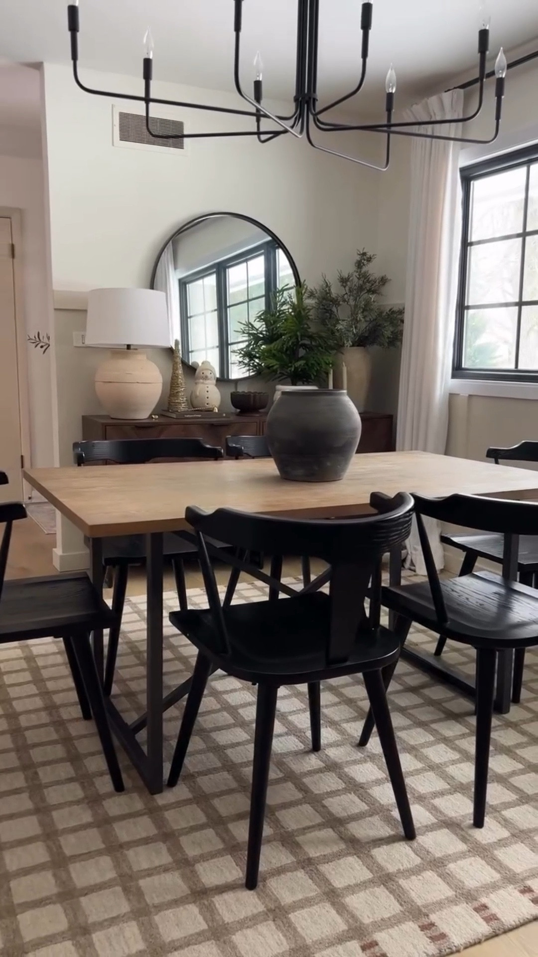 This vase tho 😍 

I’m slowly taking Christmas down in some spaces which is always a perfect time to restyle certain areas of my home. Looking forward to sharing that in the coming weeks!

#LTKFindsUnder100 #LTKHome