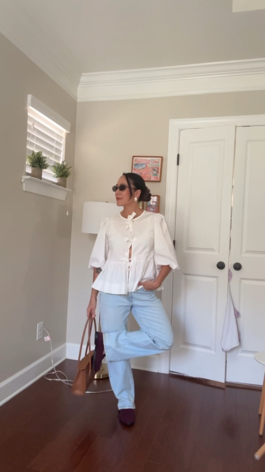 Size S in the top, size 26 in jeans, size 7 in shoes. Brown chou chou from Kmellia in my hair  

#LTKFindsUnder100 #LTKPetite #LTKSeasonal