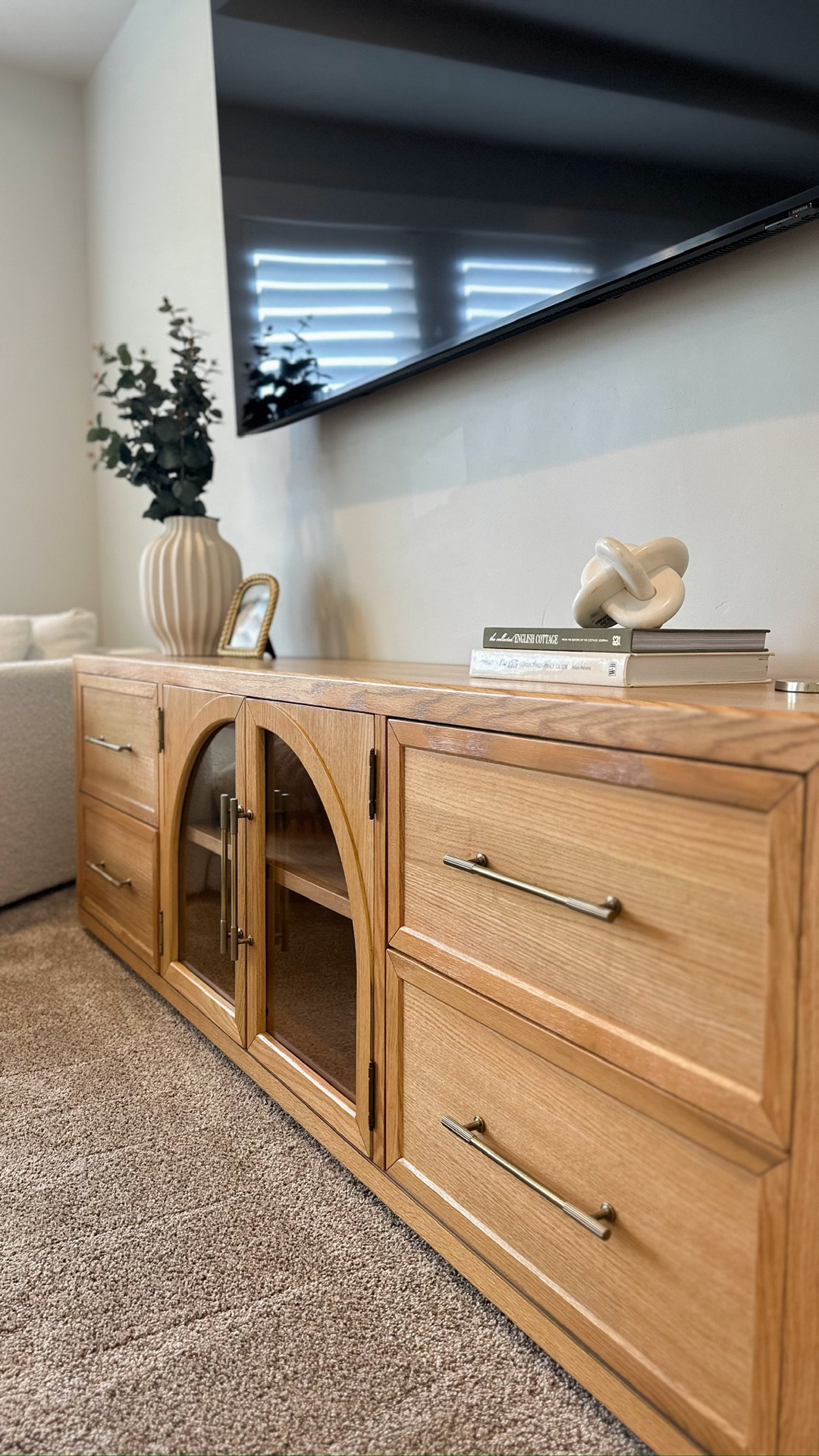 Last one I swear. I just can’t get over this transformation 😭✨ 

Product Name: Valborg 80” Oak Media Console
Product SKU: SKU8099
Personalized Discount Link: https://www.lkt.ink/s/fQAo (this link will also be in my bio 😉) 

#WinterAtHernest #HernestforChristmas #MyHernestHome