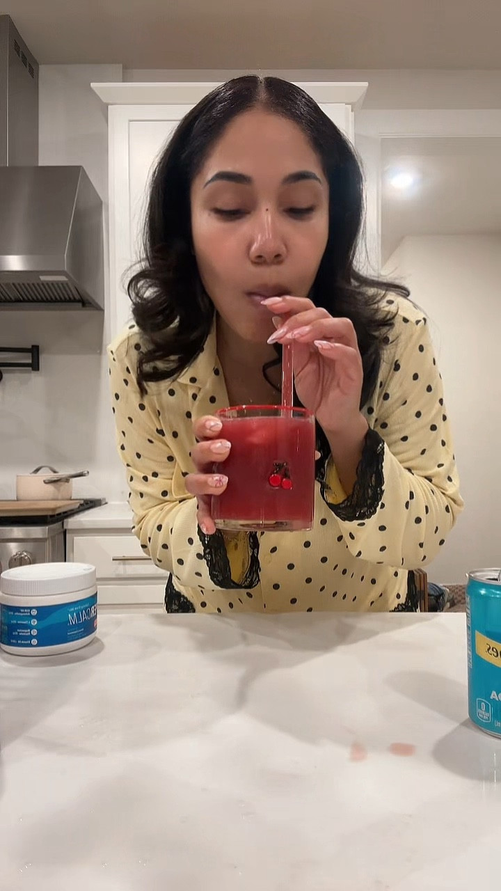 I made this 4 minutes ago, I’m about halfway through and I’m already getting sleepy. I don’t think a book will be read tonight 🥴 Anyway, my PJ’s are from Aerie this is my 4th pair of their pajamas and I’m completely obsessed 🙌🏾 #sleepygirlmocktail  

#LTKselfcare #LTKootd #LTKmomlife