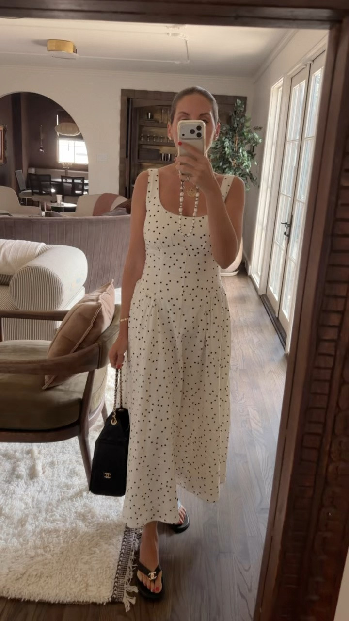 This is the perfect dress for summer— fully lined and has adjustable straps so you don't have to wear a bra. I'm in a small.

#LTKootd #LTKSeasonal