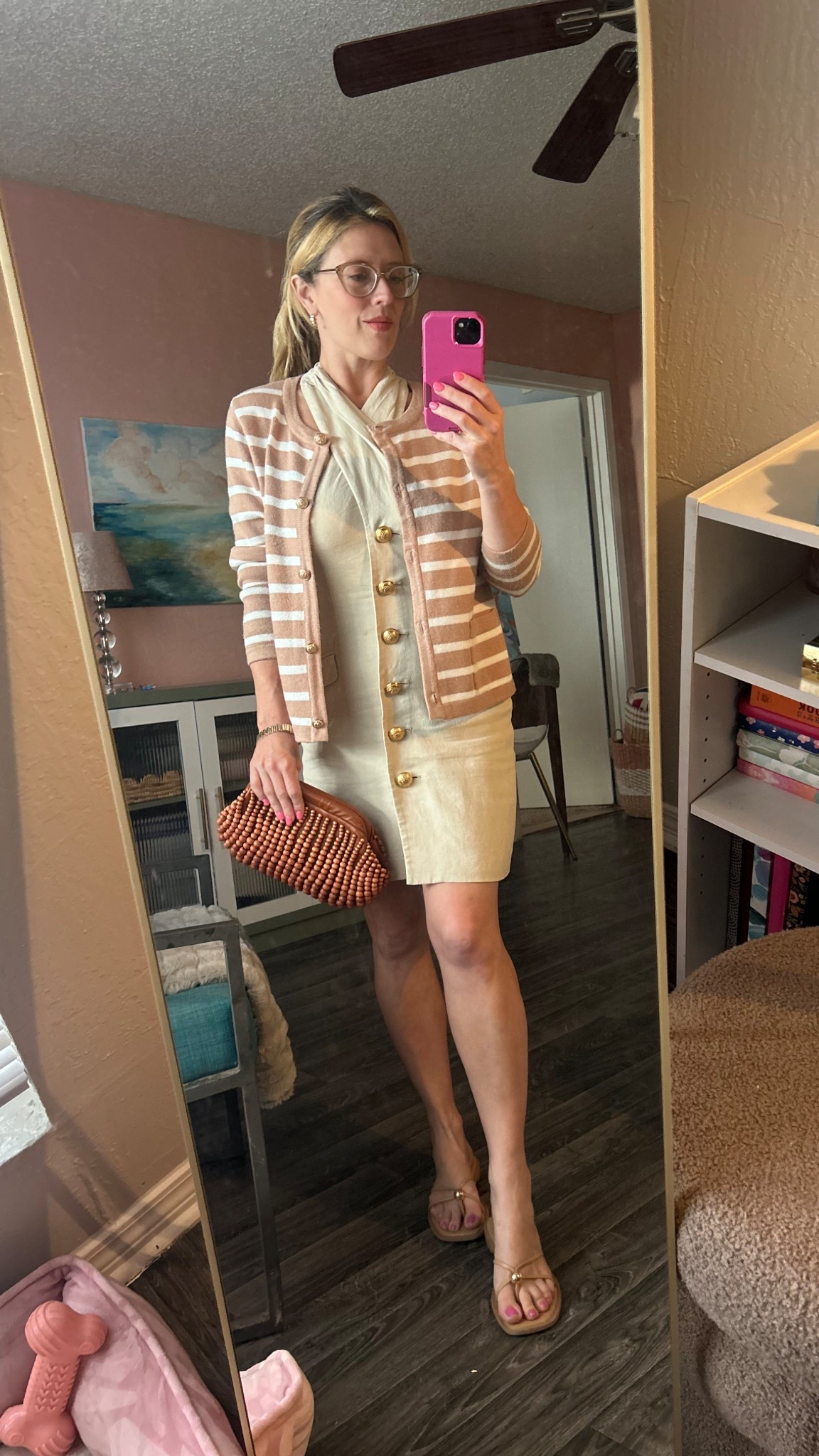 Casual and chic in this neutral outfit for Spring! 

Stripe cardigan, flats and a statement bag layers so pretty over this Toccin dress.

Don’t forget to use code: RTRXCLOWY for the dress! 



#LTKgrwm #LTKOver40 #LTKootd