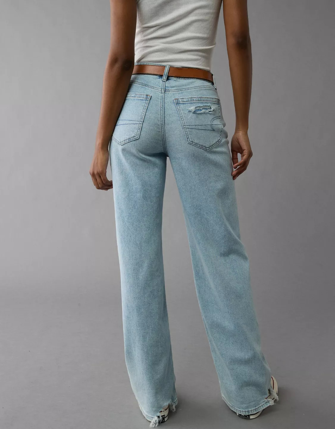 AE Dreamy Drape Stretch Super High-Waisted Baggy Wide-Leg Jean | American Eagle Outfitters (US & CA)