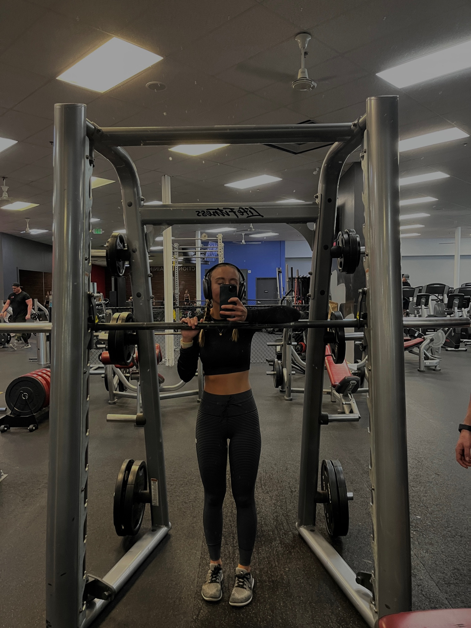 Some of my favorite gym pieces🤍 the leggings are so comfy and the shirt is too. The shirt is tight enough that it holds the ladies real good too👯‍♀️


#LTKfit #LTKworkwear #LTKunder100