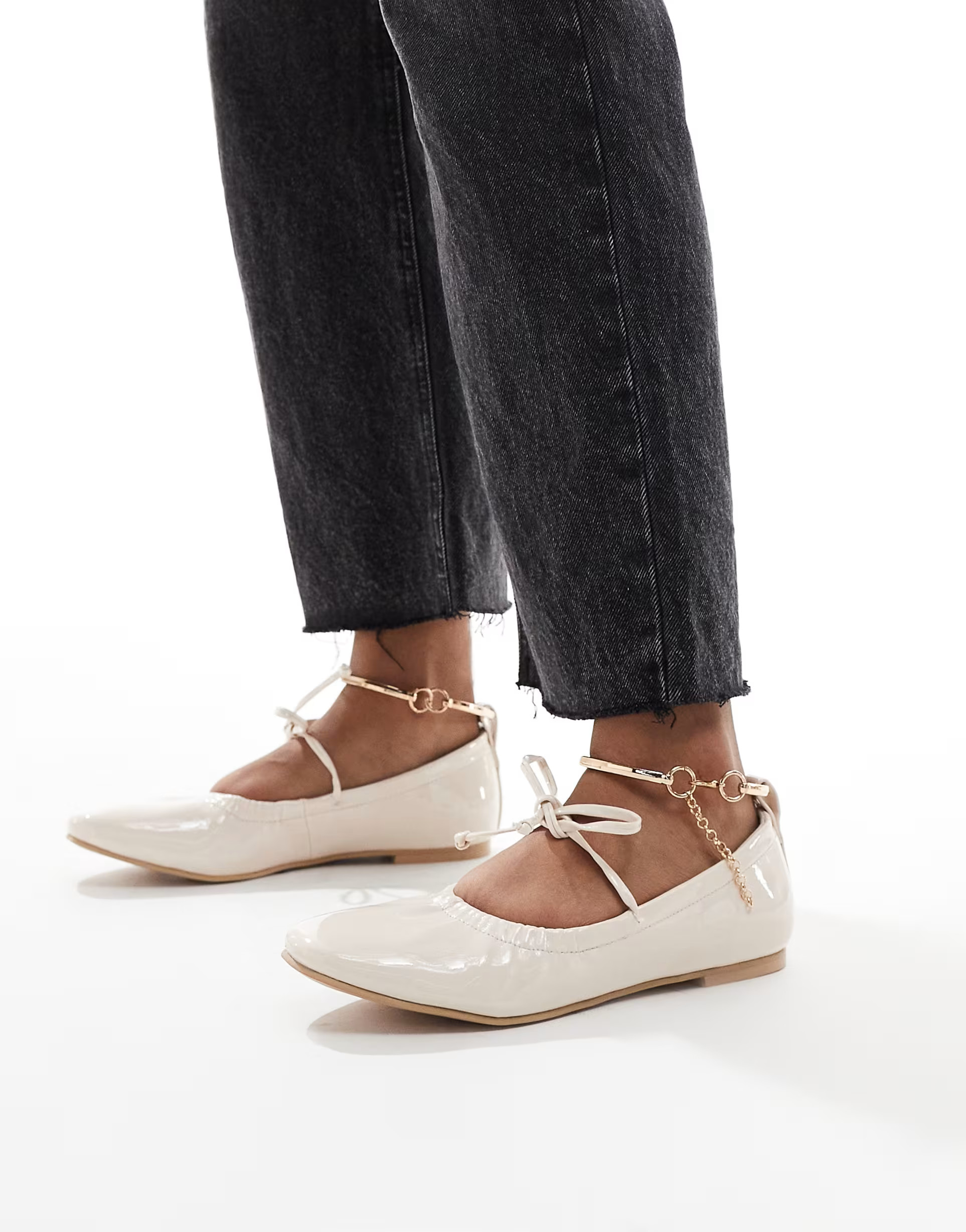 Simmi London Abbie Bow ballet flats with ruch detail and removable anklet in cream | ASOS (Global)