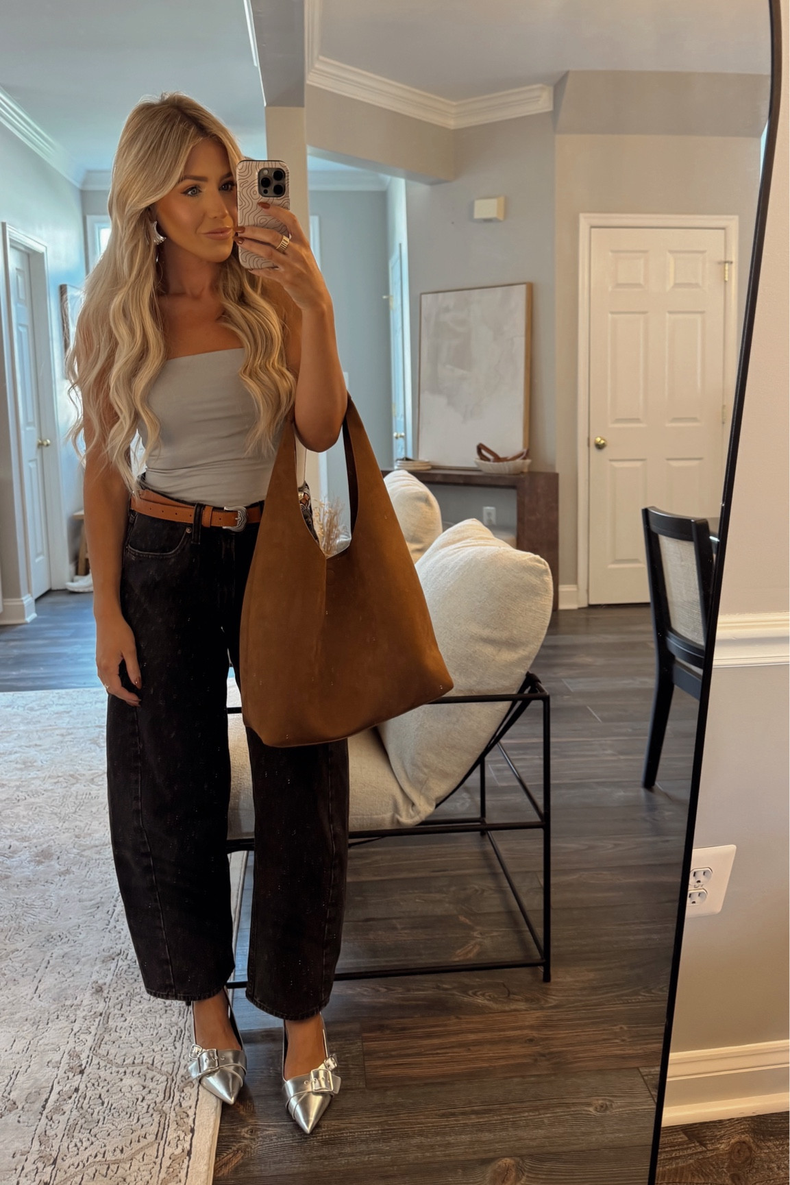 Abercrombie denim sale is live. Absolutely love all their barrel jeans! 

#LTKSaleAlert #LTKStyleTip #LTKSeasonal