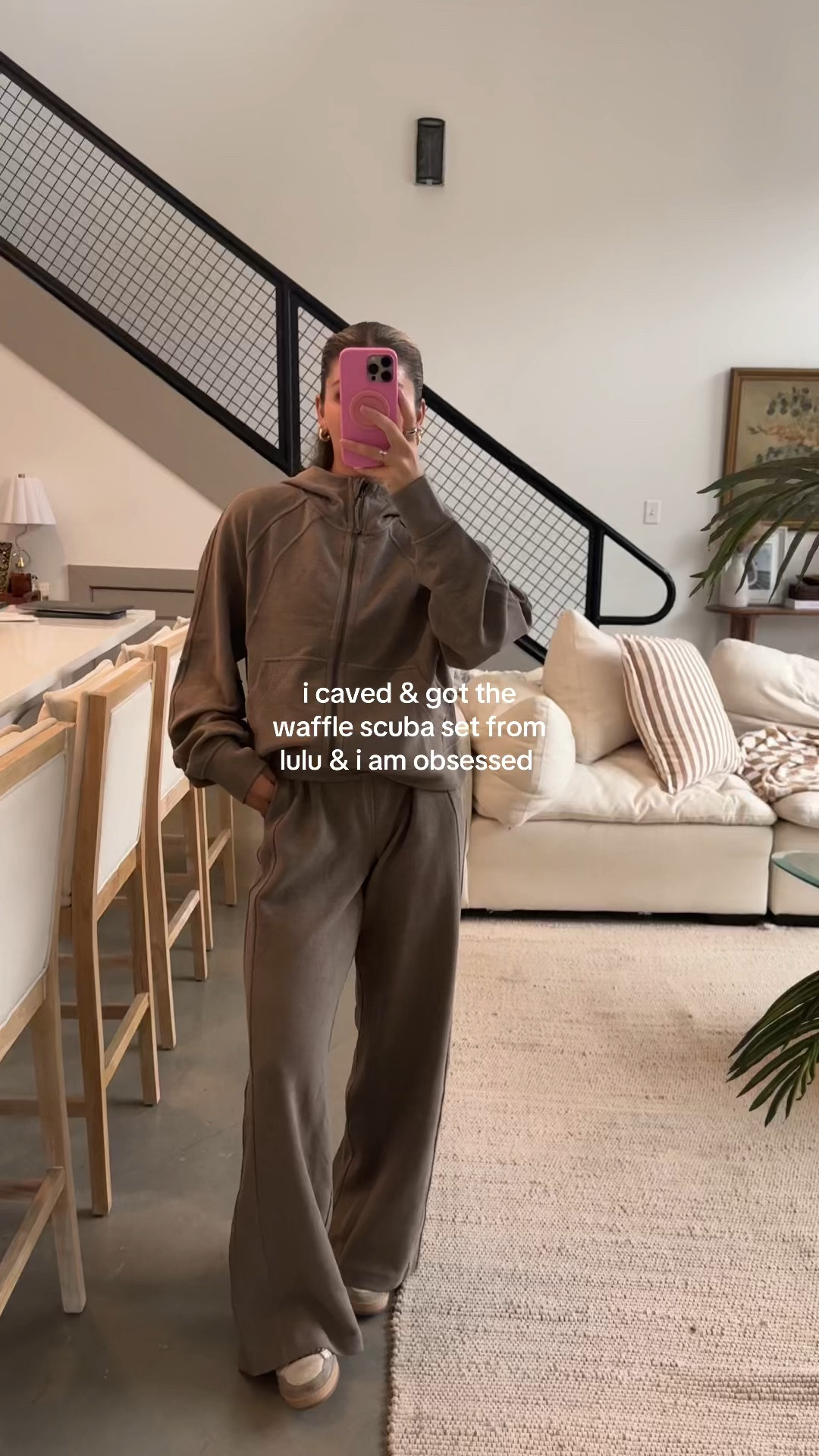 absolutely in love with this set AH. i got size small in pants, m/l in jacket for oversized fit! 

#LTKStyleTip #LTKU #LTKSeasonal