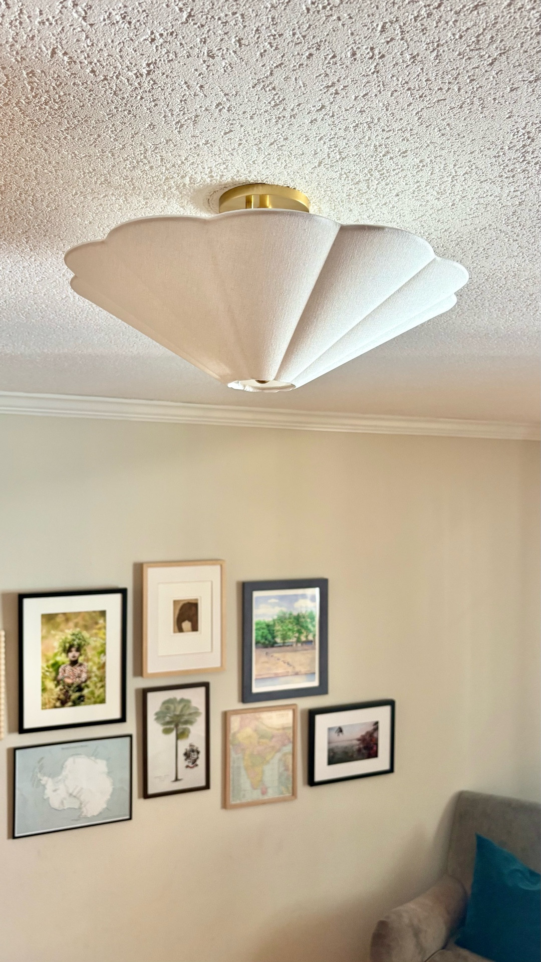 Home refresh with lighting 🏡

One of my favorite way to update a room is with new lighting. This semi flushmount is by Mitzi and I absolutely love it. This space is my office and a guest room so I wanted something that was both elegant and modern, and I think it’s perfect!
I am linking two others that I LOVE but were beyond my budget. 

Next up, a rug… 

#LTKHome