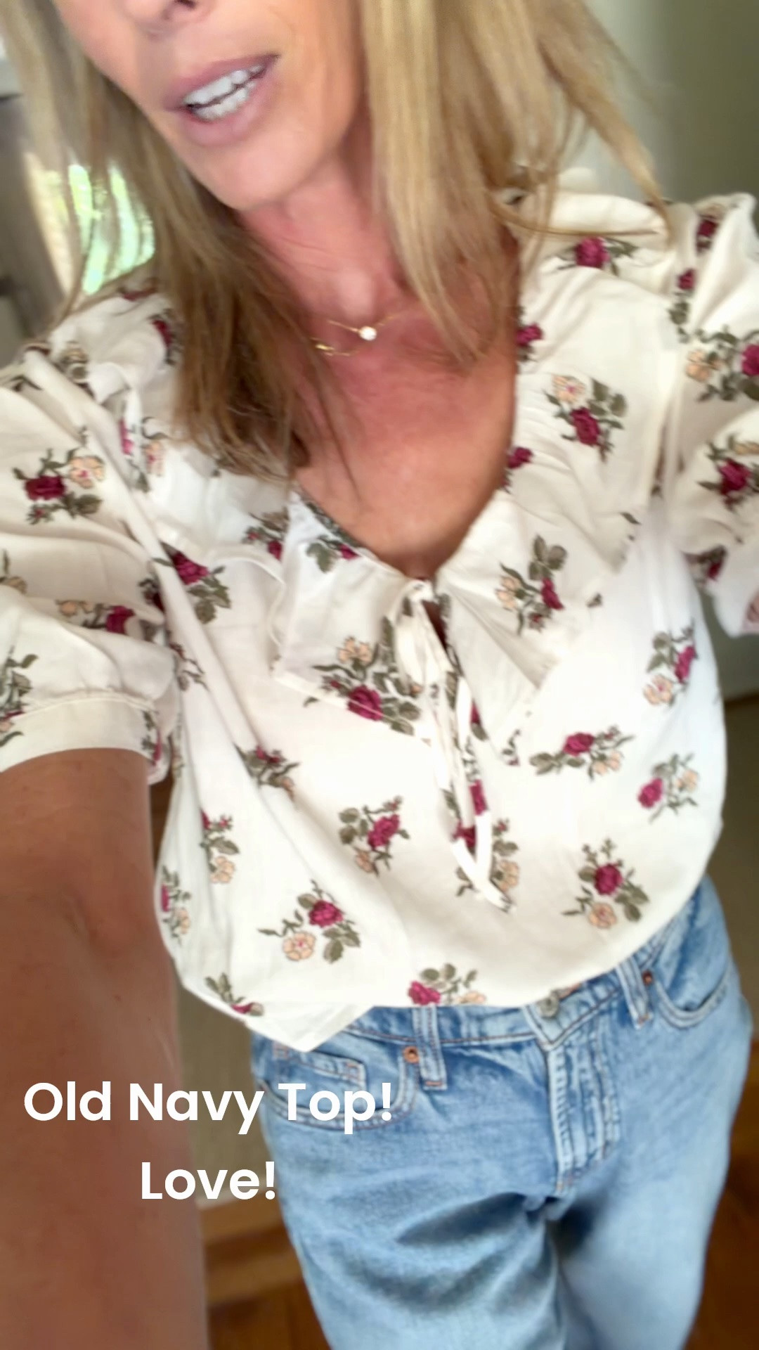 Size small! Perfect little fall look!