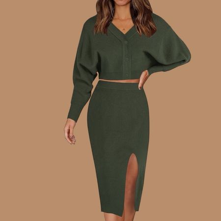 Women’s 2 piece sweater skirt set



#LTKstyletip #LTKfindsunder50 #LTKSeasonal