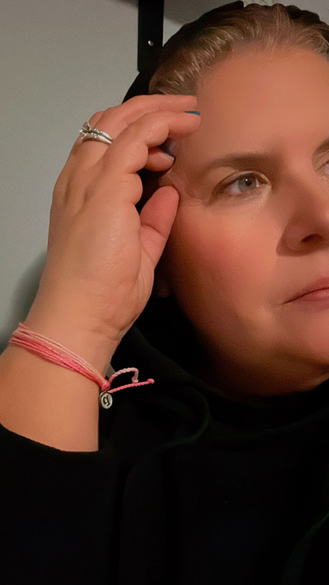 🩷 Boarding 4 Breast Cancer (B4BC) bracelet 
Pick your cause.

#LTKGiftGuide #LTKFindsUnder50 #LTKStyleTip
