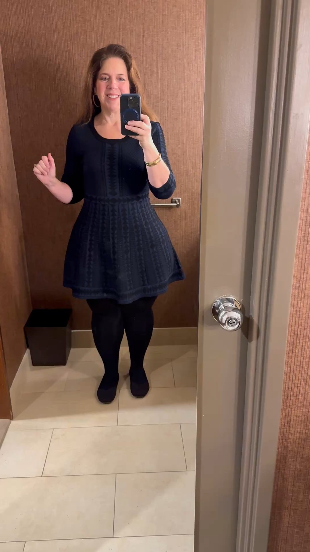 @faactnews food allergy summit Day 2👏

Full graduated medical grade compression onboard and part of a style element that coordinates with this whole look!  #lipedema #stylementor #foodallergies

Even with 26 food allergies & Lipedema, you can still look good.🥳

#LTKOver40 #LTKMidsize #LTKHalloween