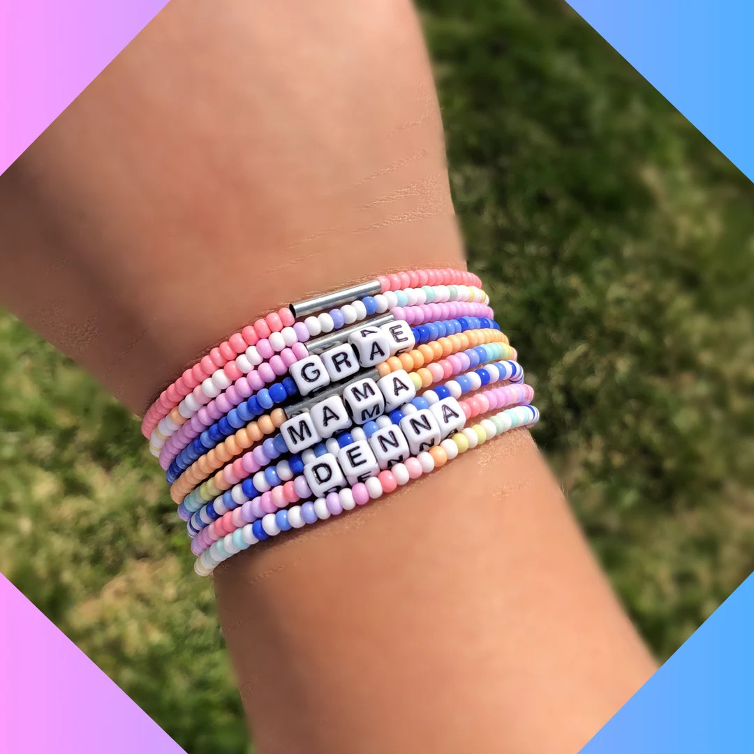 Single Seed Bead Name Bracelet - Etsy | Etsy (US)
