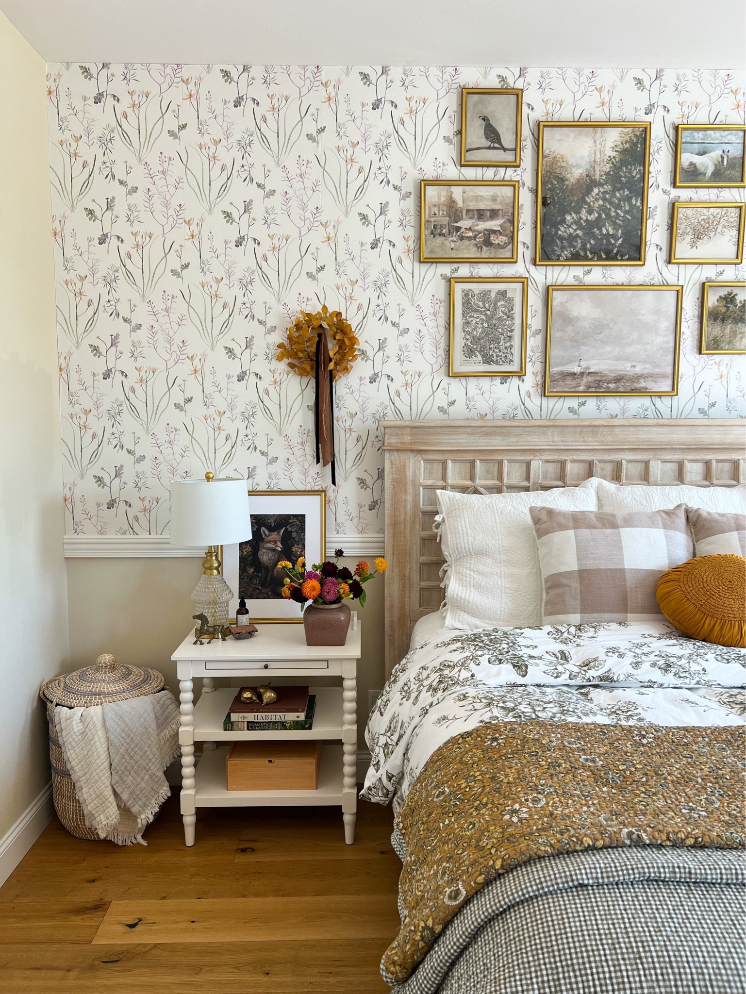 Sharing my simple formula for decorating with the seasons in my weekly newsletter tomorrow!  Plus my go-to fall casual layered look … subscribe at the link in my profile for shoppable looks delivered directly to your inbox … no spam, no solicitations, just style and decor inspiration … once a week 💛 #fallhomedecor

#LTKHoliday #LTKSeasonal #LTKhome