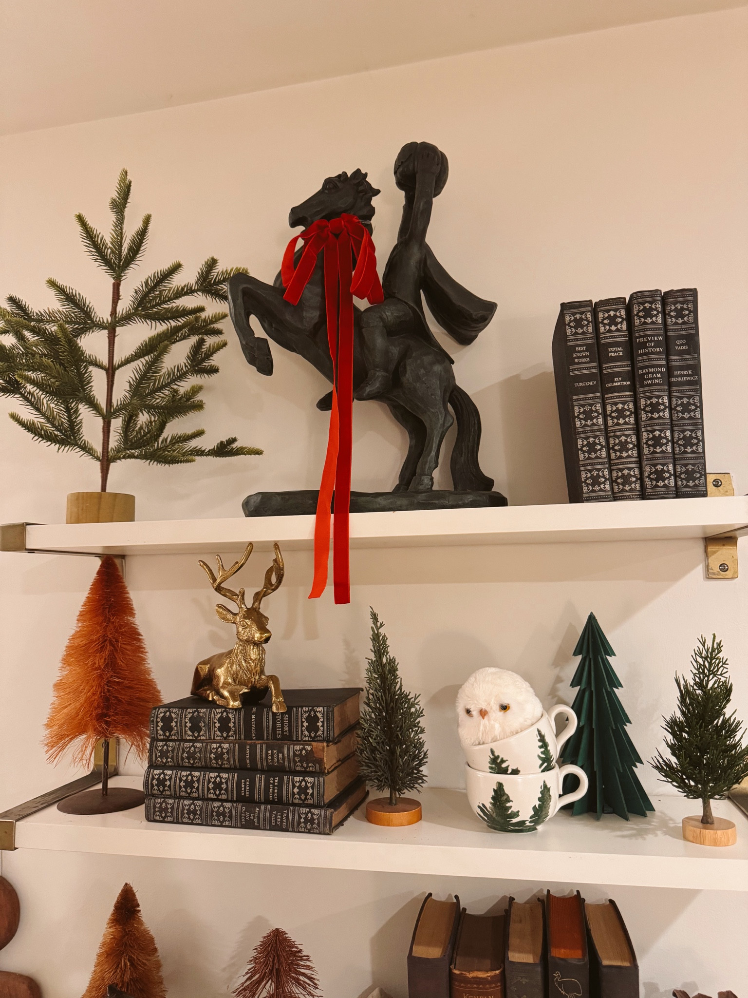 Cozy dark Christmas decor 

#LTKSeasonal #LTKHome #LTKHoliday