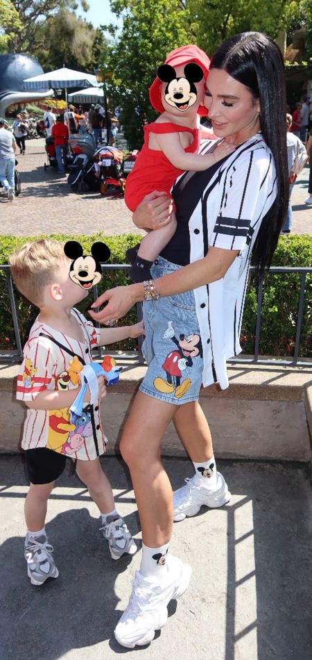 Mommy & Me OOTD 👑








Disney, Disney OOTD, Fashion Inspo, Disney Finds, Family

#LTKfamily #LTKbaby #LTKkids