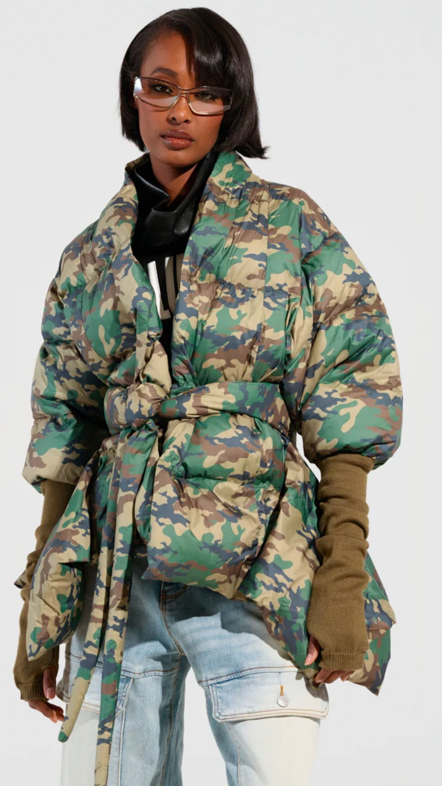 The Akira winter sale is going on now. It’s a great time to pick up pieces that can carry you over to spring 

#LTKSaleAlert #LTKMidsize #LTKFindsUnder100