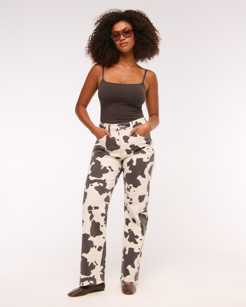 Curve Love High Rise 90s Relaxed Jean | Abercrombie & Fitch (UK)