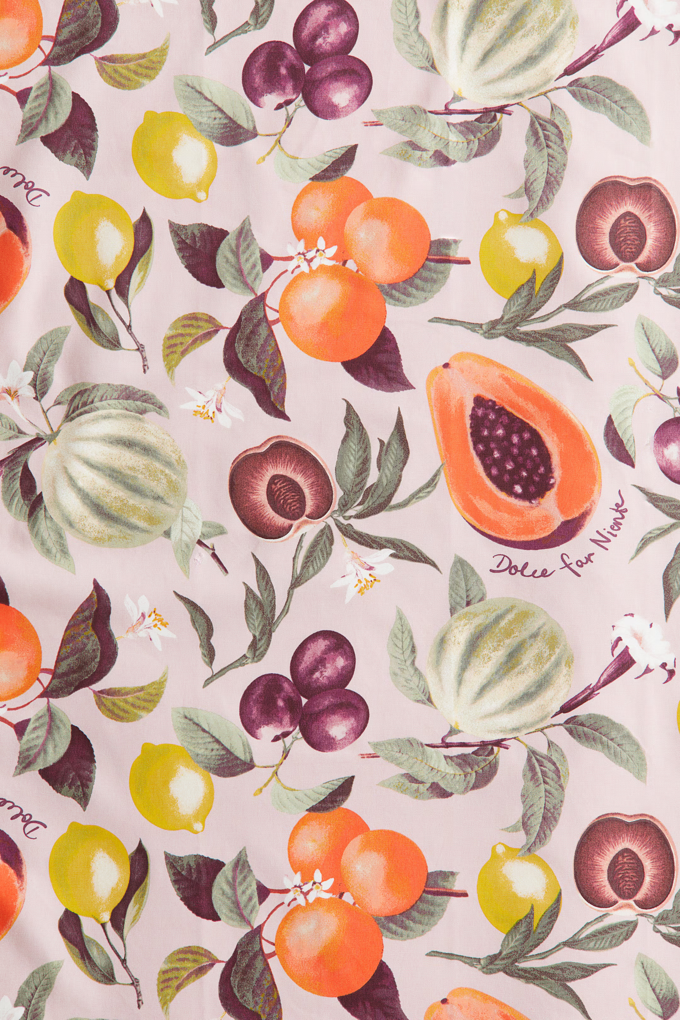 Water-repellent tablecloth - Dusty pink/Fruits - Home All | H&M GB | H&M (UK, MY, IN, SG, PH, TW, HK)
