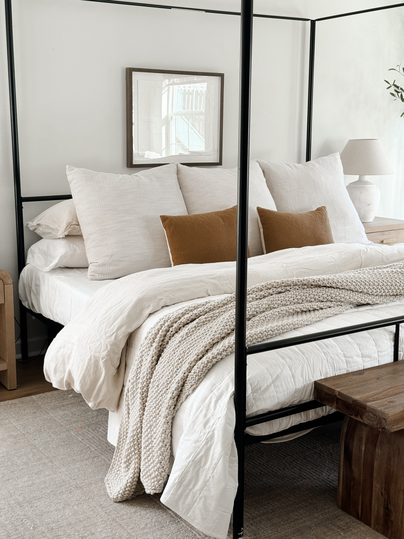 You guys know I love my spaces to look high end without the high end prices. Target is truly a one stop shop for affordable bedding staples. Also - I’ve recently started layering a bit more with a quilt & I really would like to know why I didn’t start styling with one sooner!!

All my bedding & other bedding favorites linked here!

@target #Ad #paidlink #Targetpartner #beddingrefresh #organicmodernbedroom #primarybedroominspo #boujeeonabudget #affordablehomedecor #affordablebedding #springbedding #neutralbedding #pillowcombination #targetpillows #neutralthrowpillows #educationalcontent #howtomakemybed #howtomakeyourbed #neutralbedscape #organicmodernbedding


