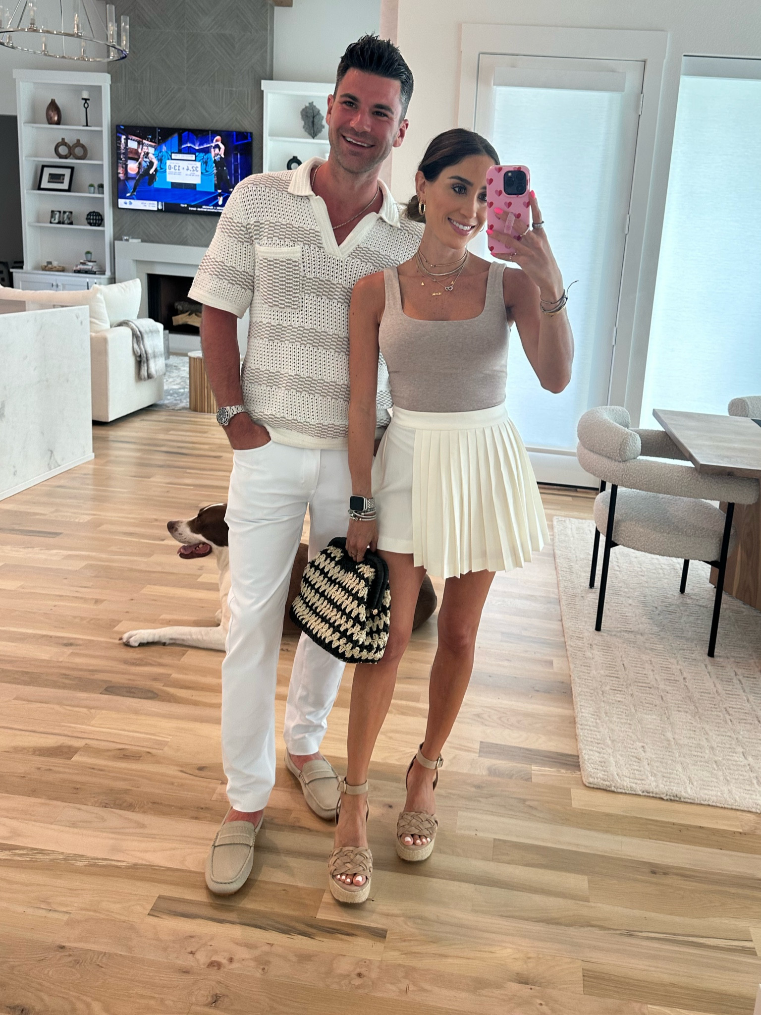 Pleated skirt size xxs tan skirt size Xs 

#LTKSaleAlert #LTKFindsUnder100 #LTKFindsUnder50