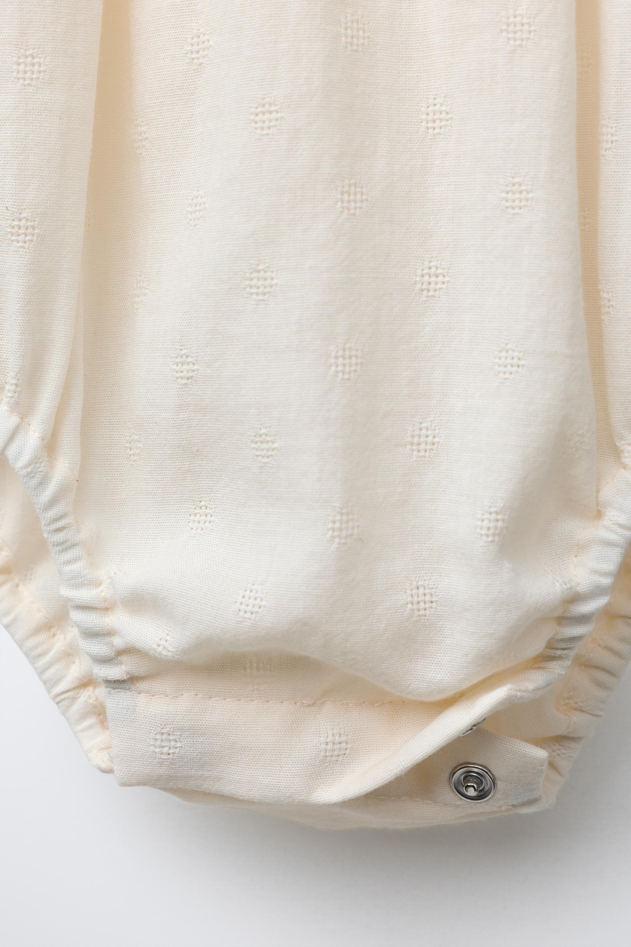 LACE TRIM BODSUIT WITH DARTS | Zara US