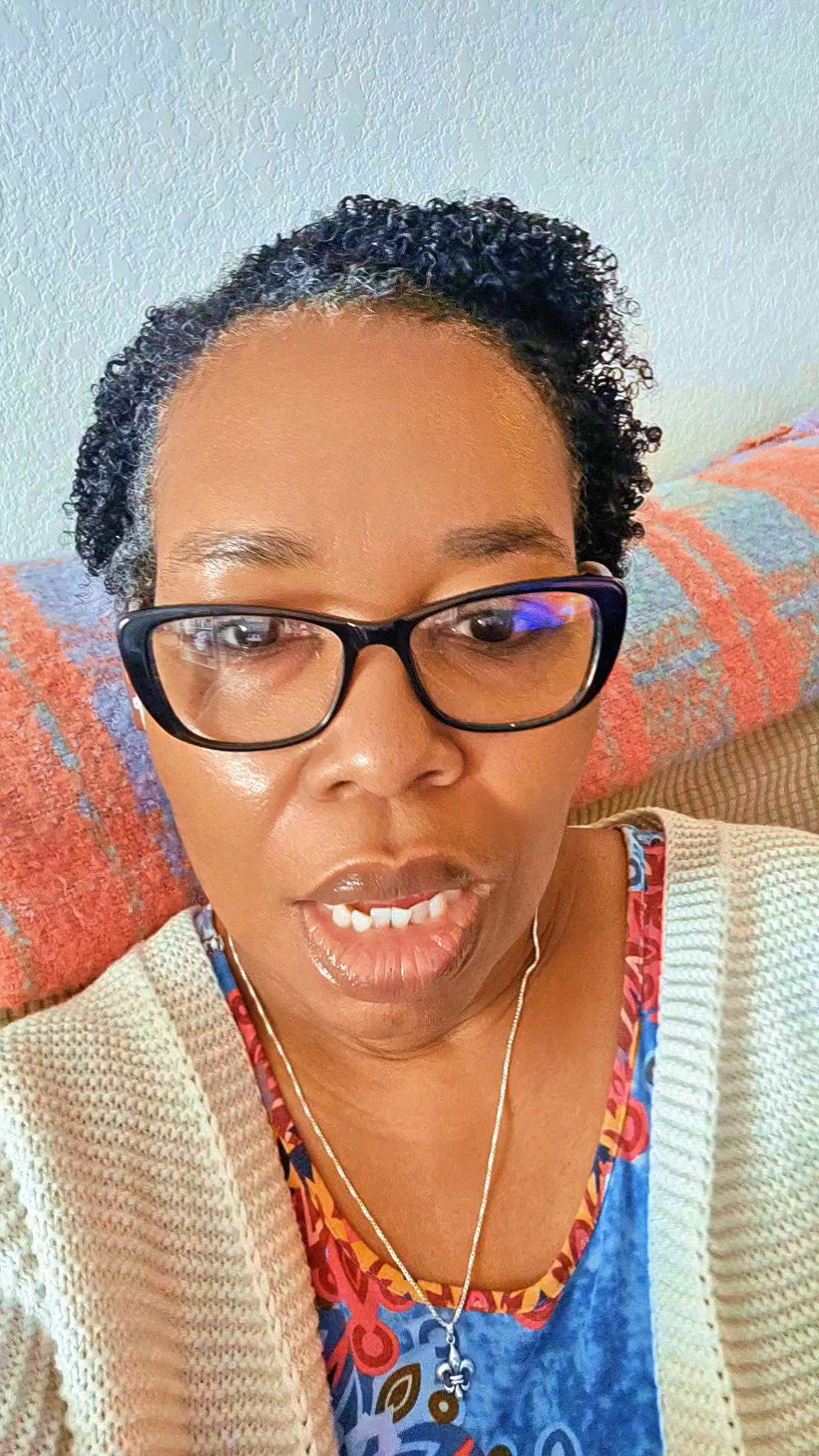 Black Girl Sunscreen Make It Pop Sungloss - SPF 50 and Anua 10% Niacinamide+ 4% Tranexamic Acid Serum for Hyperpigmentation. #beautyserum #beauty #amazonbeauty #makeup #skincare #hyperpigmentation #sunscreen #lipgloss

#LTKVideo #LTKU #LTKOver40