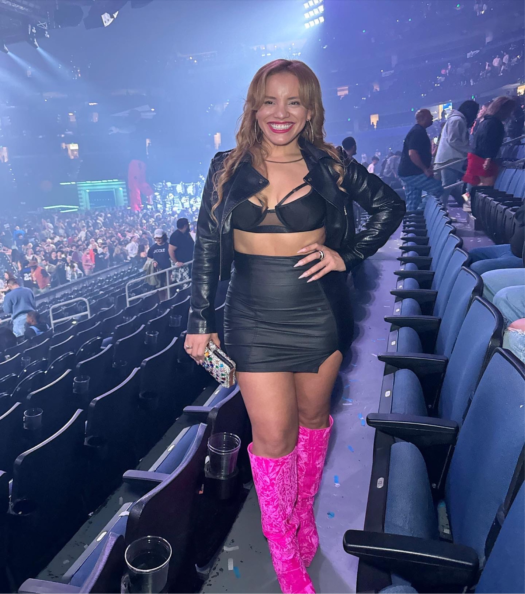 All a Blur Drake Concert LEWK 😍
.
Last min outfits are easy when we have signature quality pieces.

#LTKshoecrush #LTKfindsunder100 #LTKMostLoved