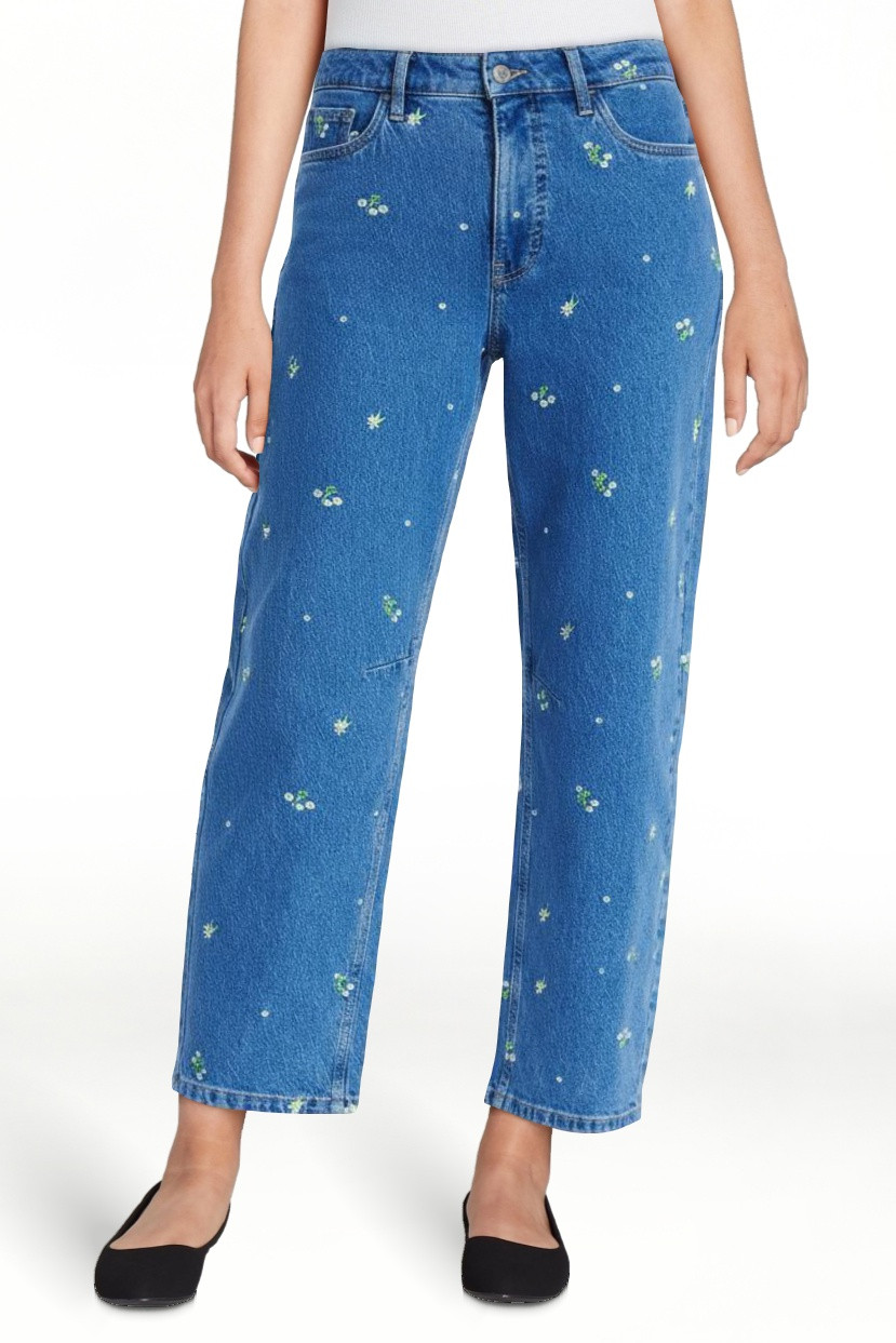 Free Assembly Women's and Women's Plus Embroidered Mid Rise Cropped Barrel Jeans, Sizes 0-26W | Walmart (US)