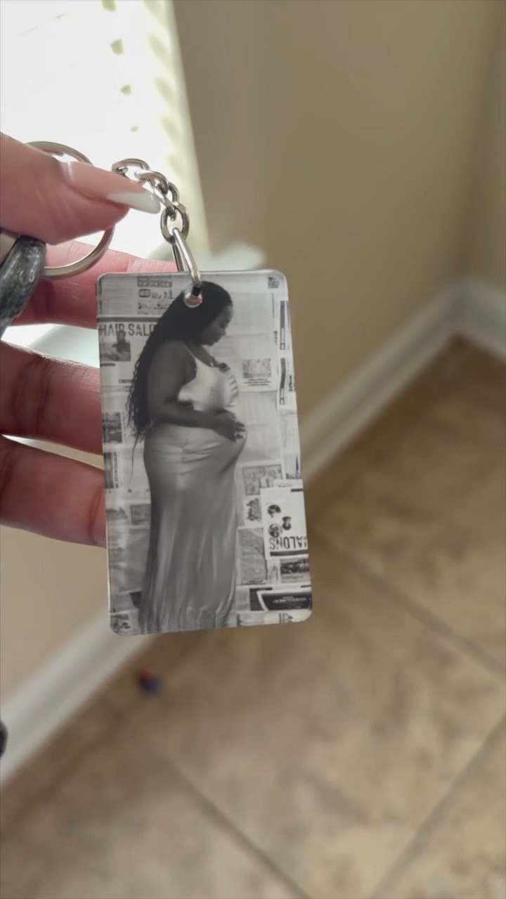  
My new favorite way to keep my memory fresh and with me . Custom keychains ! You can gift them, brand them, or use them to display your fav memories 
 

#LTKSaleAlert #LTKHome #LTKBaby