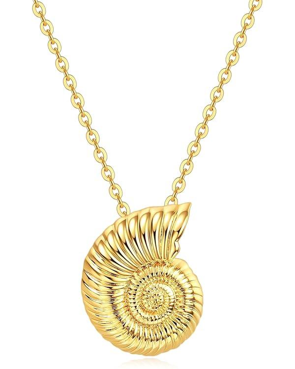 Shell Seashell Necklace for Women,Chunky Gold Beach Conch Shell Necklaces Gifts for Women | Amazon (US)