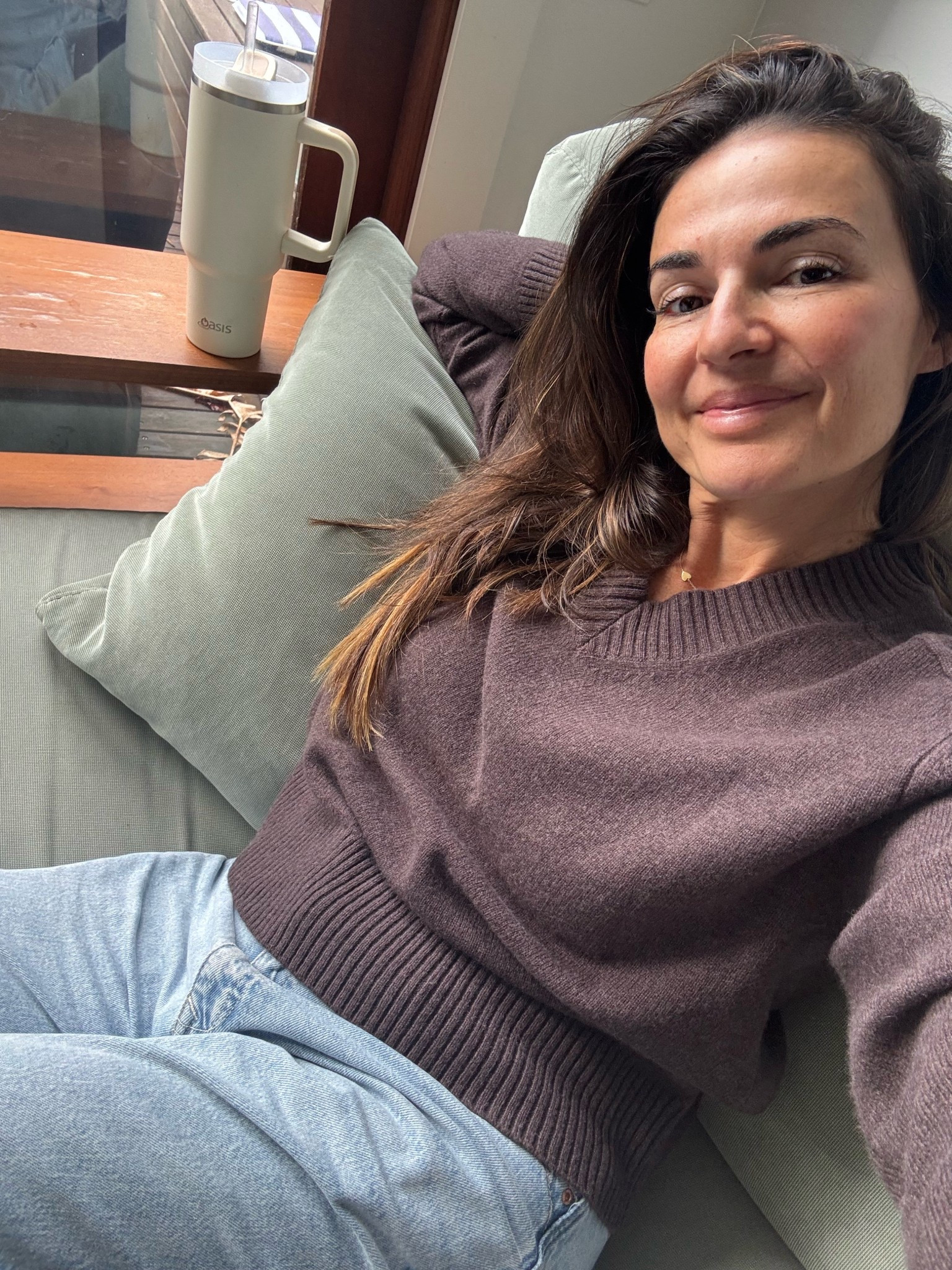 Wearing a medium in knit 💜
Size 29 in jeans 🩵