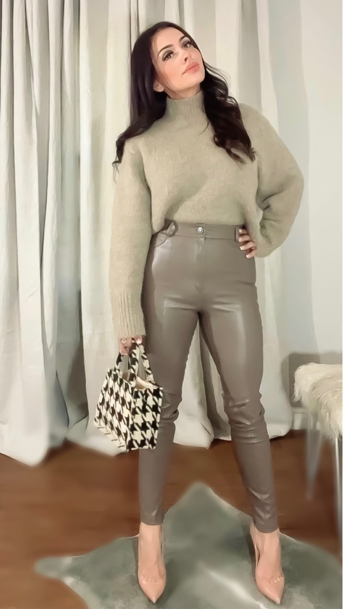 Neutrals on this chilly day 
Sweater & Leather Pants from Zara I’ve linked similar ones -

#LTKHoliday #LTKstyletip #LTKSeasonal