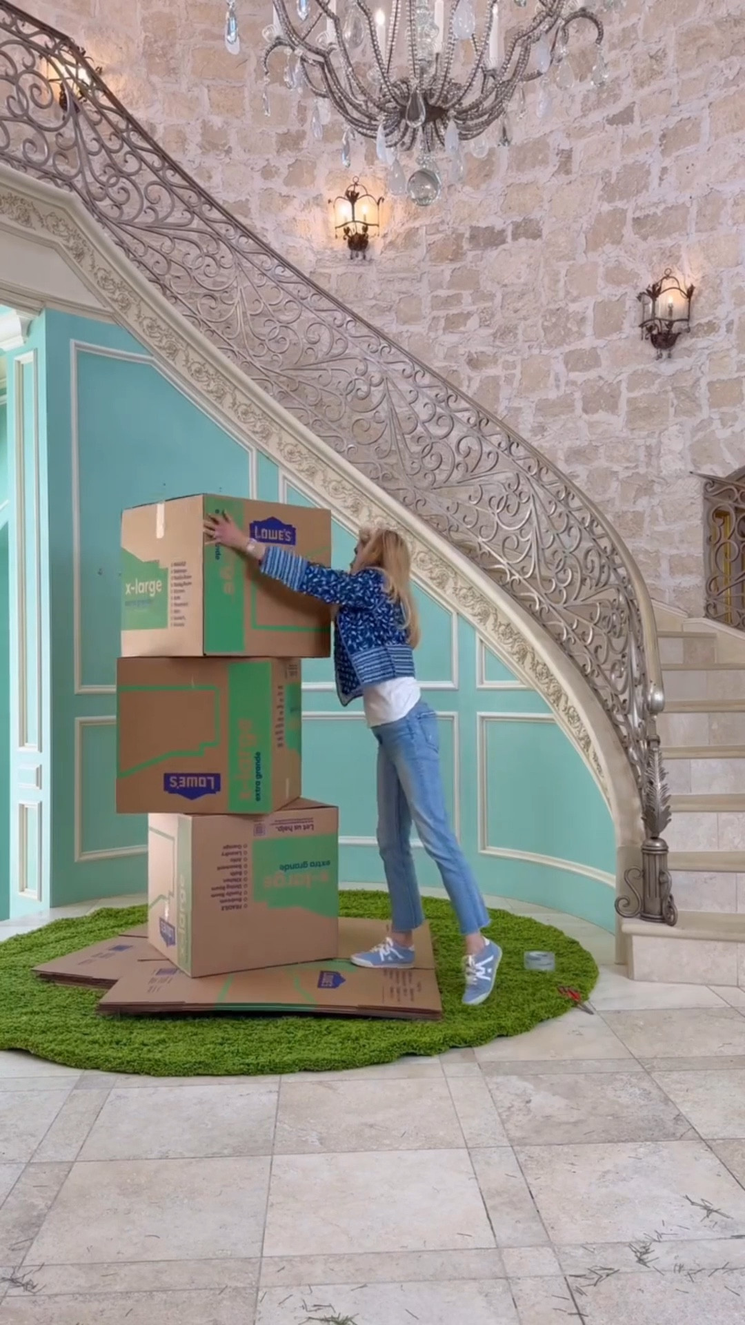 How’s everyone liking Steve’s new Director role? Loving how this is turning out!! Or at least how I THINK it’s going to turn out! 🐥

#LTKFindsUnder100 #LTKStyleTip #LTKHome