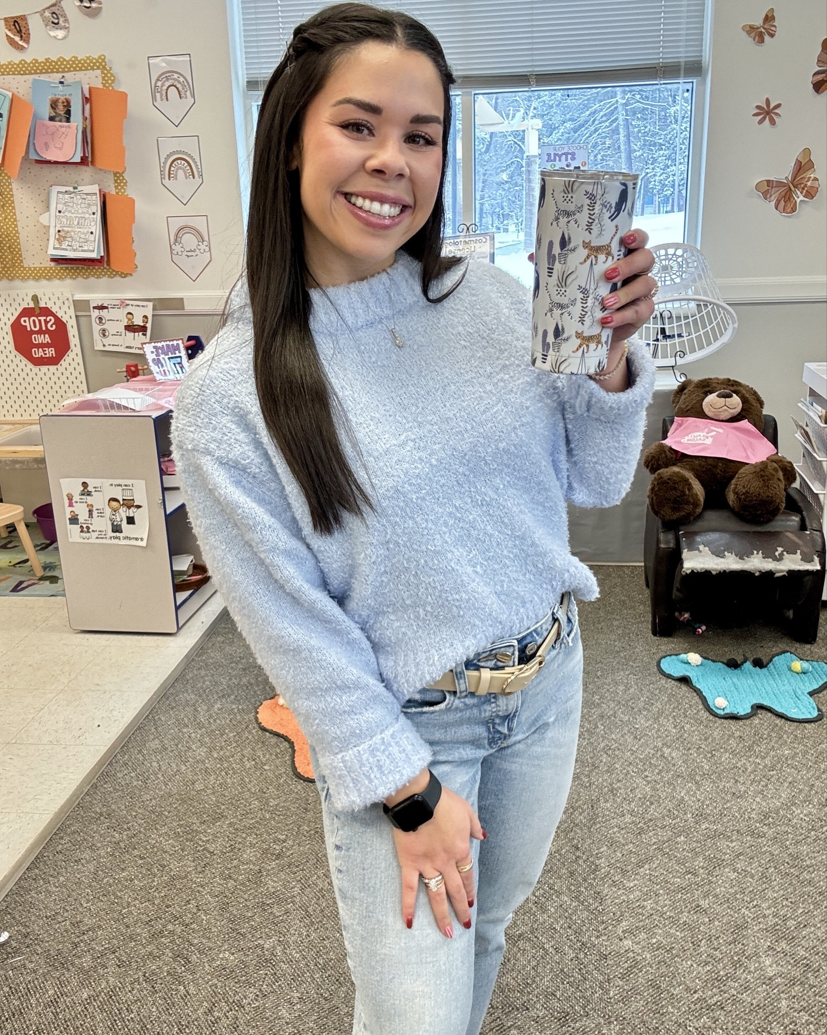 Feeling frosty with my blue sweater❄️

#LTKWorkwear #LTKootd #LTKPetite