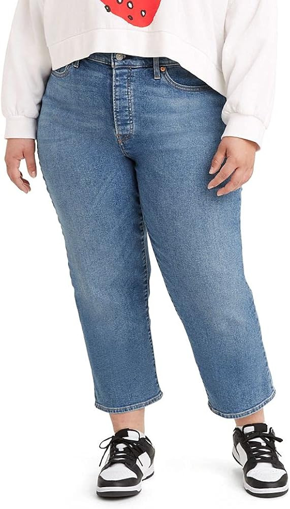 Levi's Women's Premium Plus Size Wedgie Straight Jeans | Amazon (US)