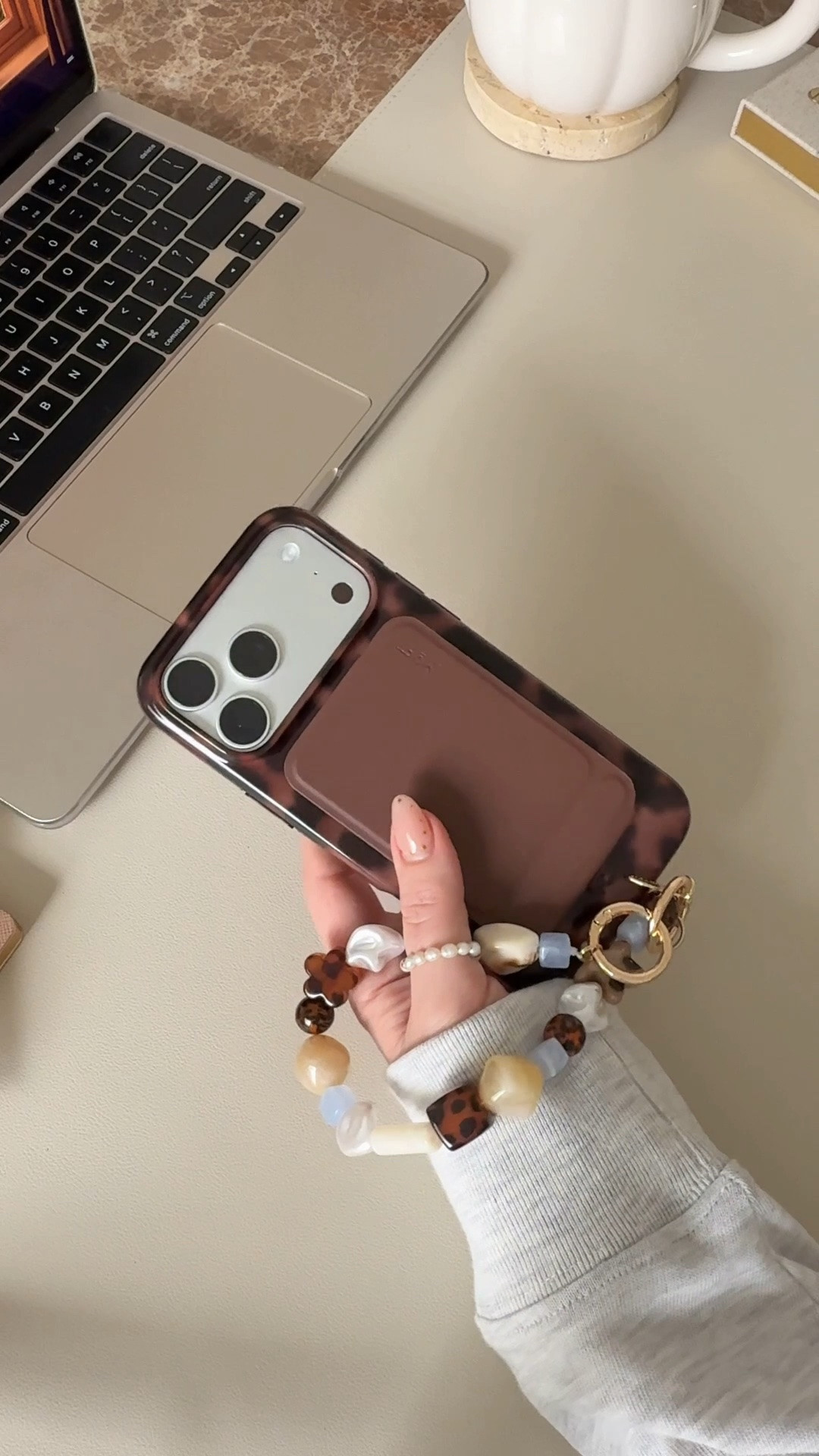 Unboxing & sharing iPhone accessories I bought for my new phone! 🤎

Apple products, iPhone case, phone chain, bag charm, brown accessories, leopard print, fall tech, iPhone 18 Pro Max, velvet caviar, Target, Amazon, moft, tripod, phone stand, fancythingsblog

#LTKSeasonal #LTKdayinmylife