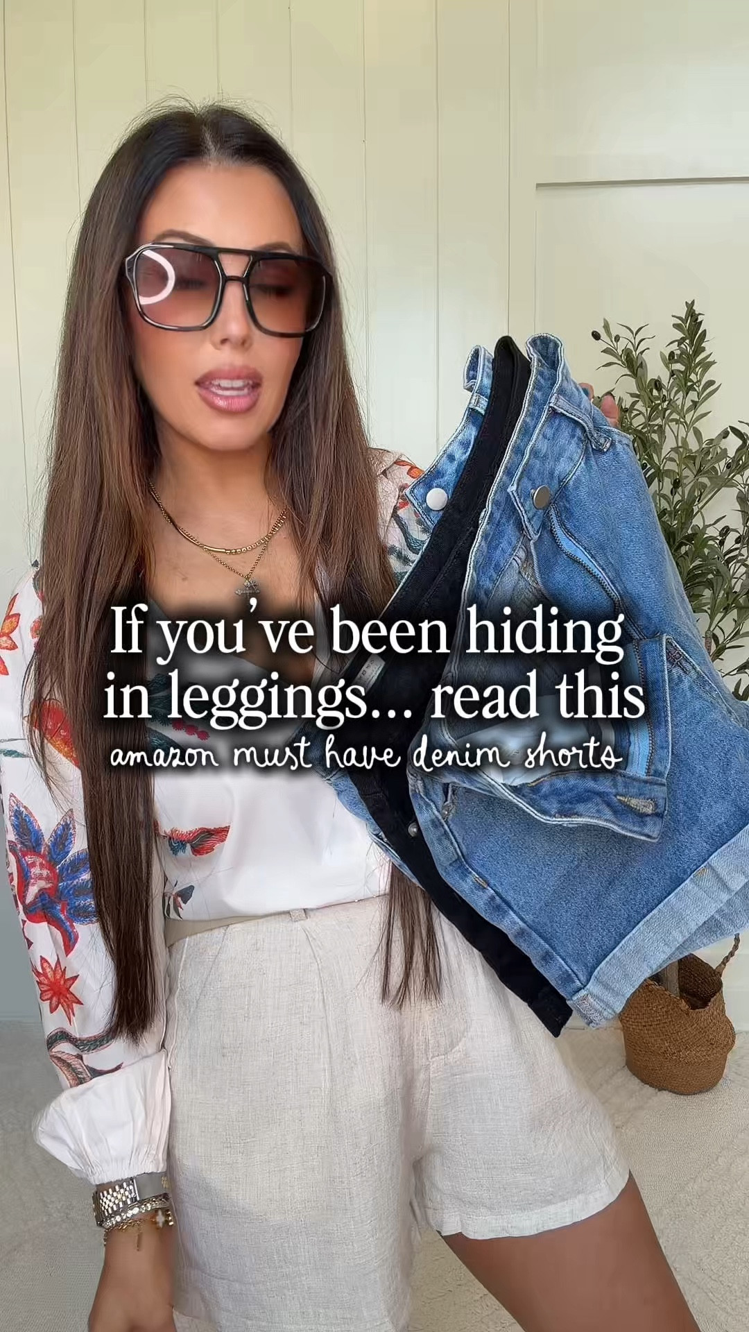 The shorts I didn’t think I needed… until I tried them on 😳

Flattering, comfortable, and already going fast — if your size is in stock, don’t wait on these.

Everything linked here 🤍


#LTKgrwm #LTKmomlife #LTKootd